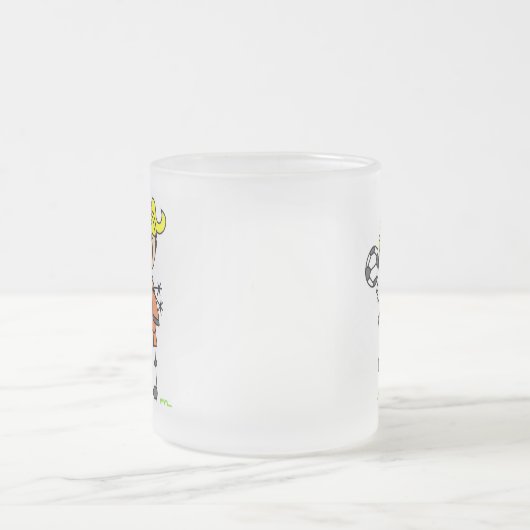 Strichmännchen-Fußball-T-Shirts und Geschenke Mattglastasse (Mittel)