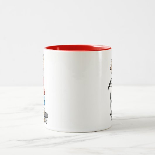 Strichmännchen-Junge auf Roller Zweifarbige Tasse (Mittel)