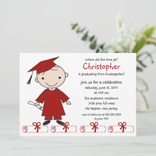 Strichmännchen-Jungen-Abschluss-Einladung Einladung (Stehend Vorderseite)
