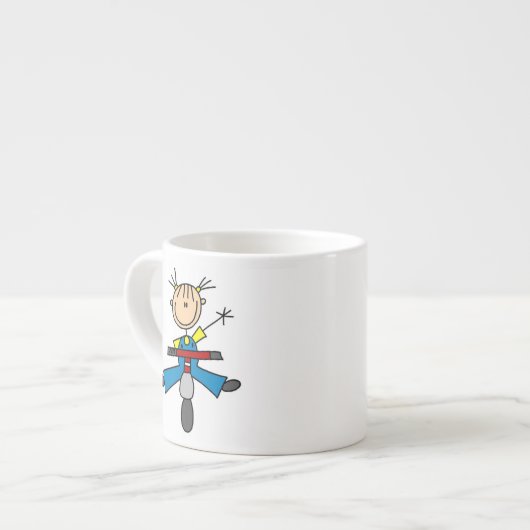 Strichmännchen-Mädchen fährt Roller Espressotasse (Vorderseite Links)