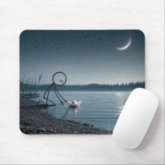 Strichmännchen mit einem Herzen in einem Papierboo Mousepad