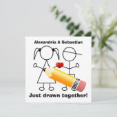 Strichmännchen-Paare mit Herz-Verlobungs-Party Einladung (Stehend Vorderseite)