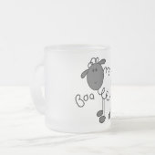 Strichmännchen-Schaf-T-Shirts und Geschenke Mattglastasse (Vorderseite Links)