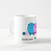 Strick eins. Eins. mit flauschigen Schafen Kaffeetasse (Vorderseite Links)