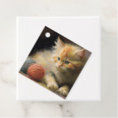Strick spielt Orange Kitten mit Garn Geschenkanhänger (Beispiel)