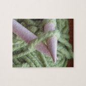 Stricken mit grünem Garn Puzzle (Horizontal)