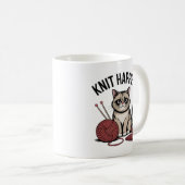 Stricken und Fertig – Lustiges Geschenk für Strick Kaffeetasse (VorderseiteRechts)