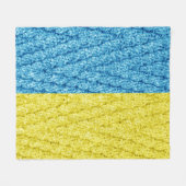Strickflagge in der Ukraine Fleecedecke (Vorderseite (Horizontal))