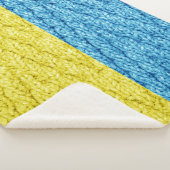 Strickflagge in der Ukraine Sherpadecke (3/4)