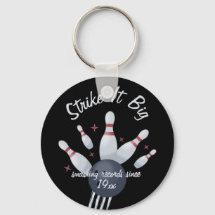 Strickte es groß - Bowling Ball zerschmettert in B Schlüsselanhänger