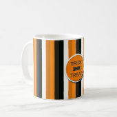 Strickte Tasse oder Treppensteigung (Vorderseite Links)