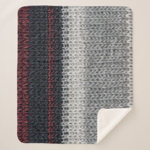 Strickwolle: rote, weiße Streifen. Sherpadecke