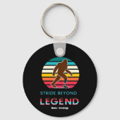 Stride Beyond Legend Sasquatch Amputee Vintage Schlüsselanhänger (Vorderseite)