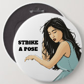 "STRIKE A POSE" ASIATISCHE DAME BUTTON (Vorne & Hinten)