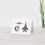 Strike Eagle Jet Night and Day Note Card Karte<br><div class="desc">Zwei graue Zeichnungen des F-15E Strike Adlers und des "Nacht und Tag" Patches machen diese Notizkarten zu einem guten Geschenk für den Kampfflugzeugpilot oder Waffensystembeamten,  der anfangen muss,  Dankeschön-Noten und vieles mehr zu senden.</div>