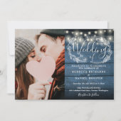 String Lights Blue Rustic Wood Foto Wedding Einladung (Vorderseite)