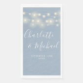 String Lights Dusty Blue Signature Script Hochzeit Serviette (Vorderseite)