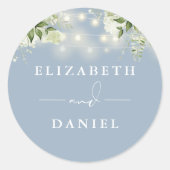 String Lights Floral Dusty Blue Gastgeschenk Hochz Runder Aufkleber (Vorderseite)