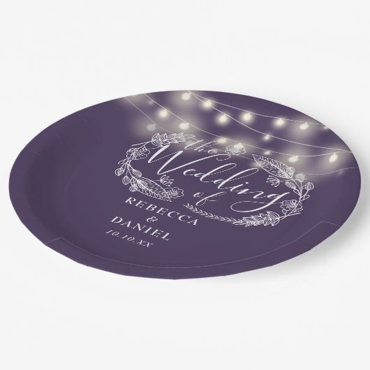 String Lights Lila SkriptWedding Pappteller (Schrägansicht)