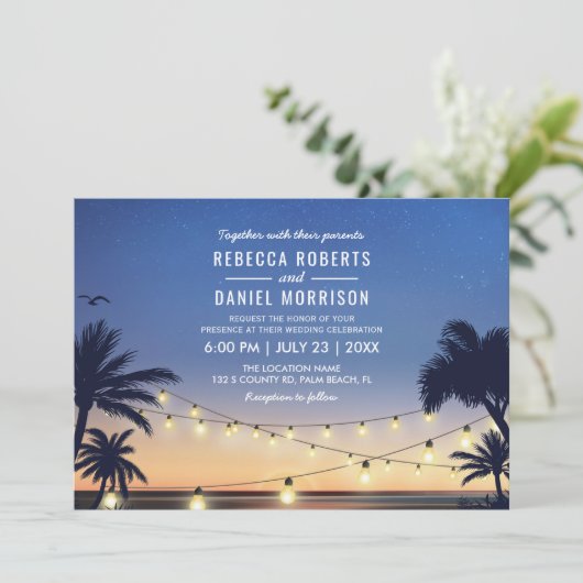 String Lights Palm Beach Hochzeit in Urlaubsort Einladung (Stehend Vorderseite)