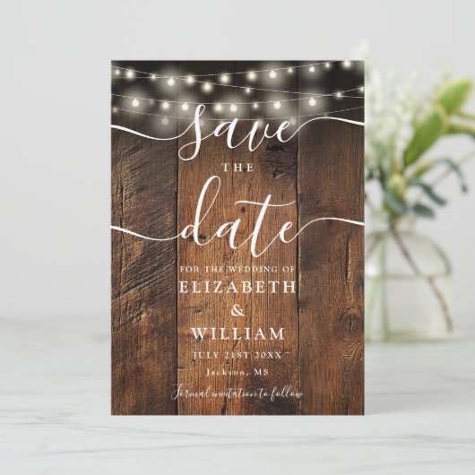 String Lights Rustic Wood Barn Boho Wedding Save The Date (Stehend Vorderseite)