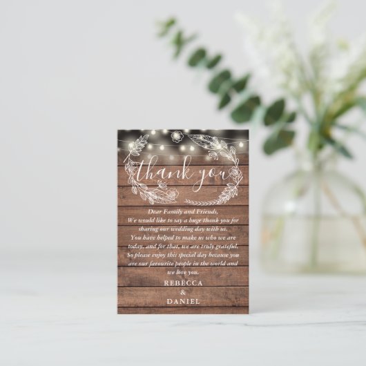 String Lights Rustic Wood Floral Wedding Vielen Da Platzkarte (Stehend Vorderseite)