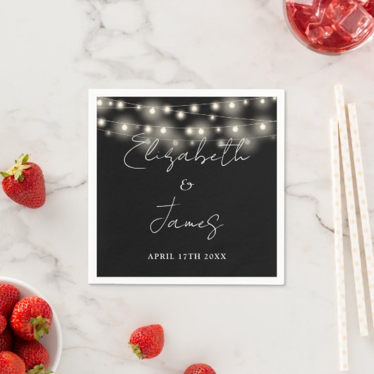 String Lights Script Black and White Wedding Serviette (Beispiel)