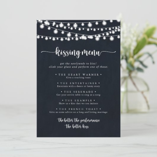 String Lights Wedding Kissing Menu Game Card (Stehend Vorderseite)