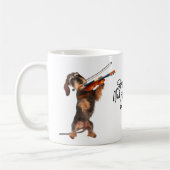Strings Angehängte Drahthaar Dackel und Violine Kaffeetasse (Links)