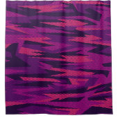 Striped Camouflage: Abstraktes geometrisches Muste Duschvorhang (Vorderseite)