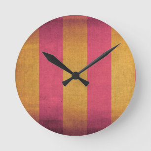 Striped canvas deck chair cover runde wanduhr