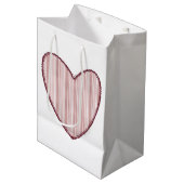 Striped Heart Mittlere Geschenktüte (Vorderseite Schrägansicht)