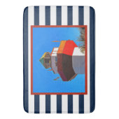 Striped Hilton Head Island Harbour Town Lighthouse Badematte (Vorderseite Vertikal)