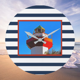 Striped Hilton Head Island Harbour Town Lighthouse Große Wanduhr