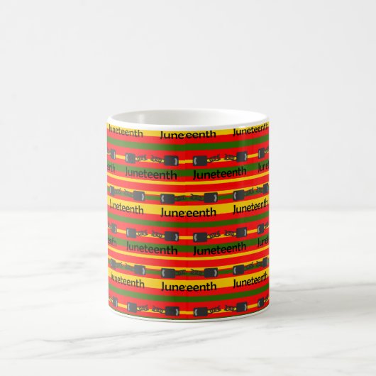 Striped Juneteenth Kaffeetasse (Mittel)