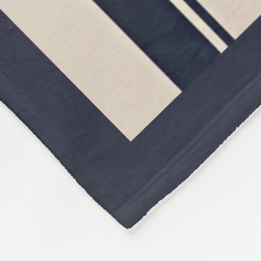 Striped Navy Blue and Cream  Fleecedecke (Ecke)