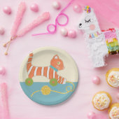 Striped Toy Cat mit Ball of String Pappteller (Party)