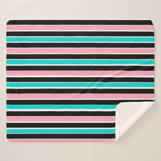 Stripes in Black Pink and Blue Sherpadecke (Vorderseite (Horizontal))