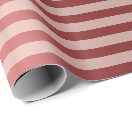 Stripes Lines Rose Gold Burgund Maroon Metal Geschenkpapier (Rolleneckpunkt)