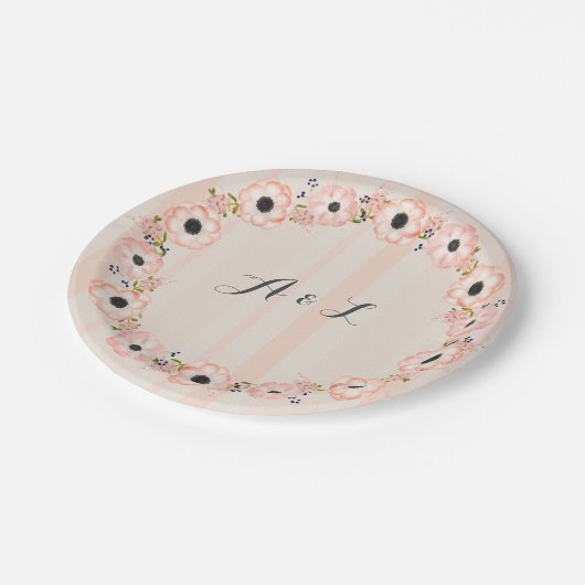 Strippte Blume Anpassbare Monogramm-Teller Pappteller (Schrägansicht)