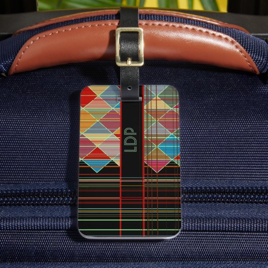 Stripte Dreiecksformen mit Initialen auf schwarz Gepäckanhänger (Vorderseite Insitu 2)