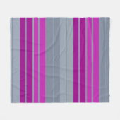Striptes graues lila Modemuster Fleecedecke (Vorderseite (Horizontal))