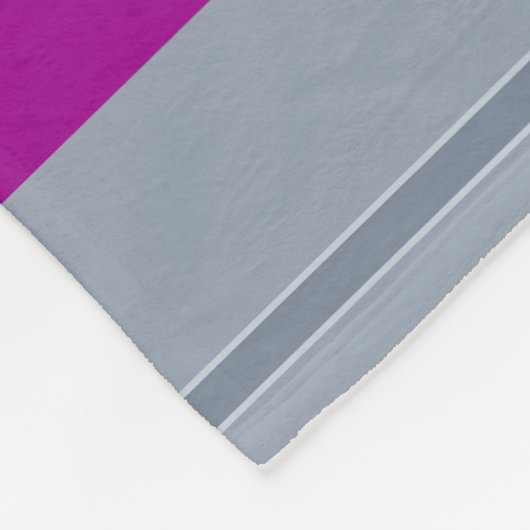 Striptes graues lila Modemuster Fleecedecke (Ecke)