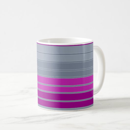 Striptes graues lila Modemuster Kaffeetasse (VorderseiteRechts)
