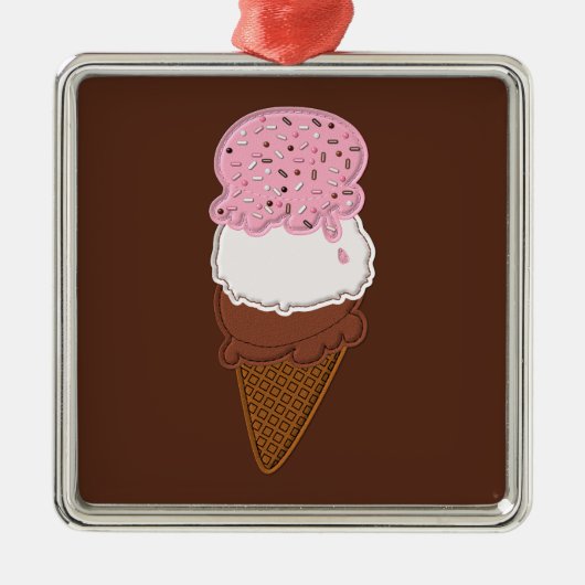 Stroheis-Creme-Cones-2-q ORNAMENT (Vorne)