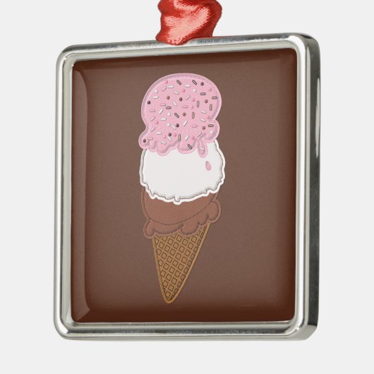 Stroheis-Creme-Cones-2-q ORNAMENT (Links)