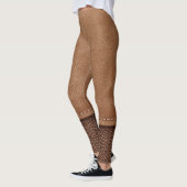 Strohleder: grauer, schwarzer Hintergrund. Leggings (Links)