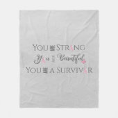 Strong and Beautiful | Brustkrebserkrankung Fleecedecke (Vorderseite)