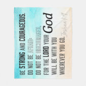 Strong and Courageous Joshua 1:9 Bible Fleecedecke (Vorderseite)