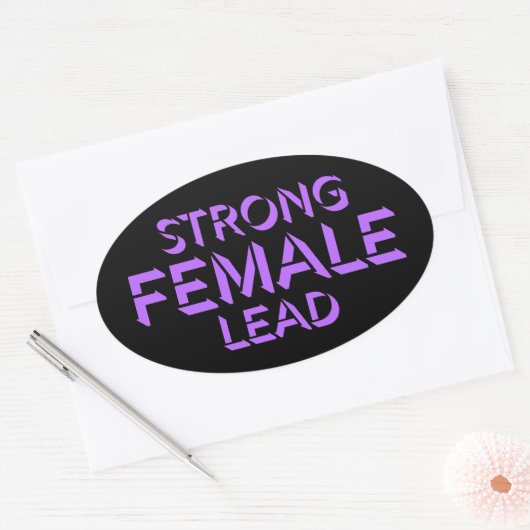 Strong Female Lead Feminist Empowerment Quote Logo Ovaler Aufkleber (Umschlag)